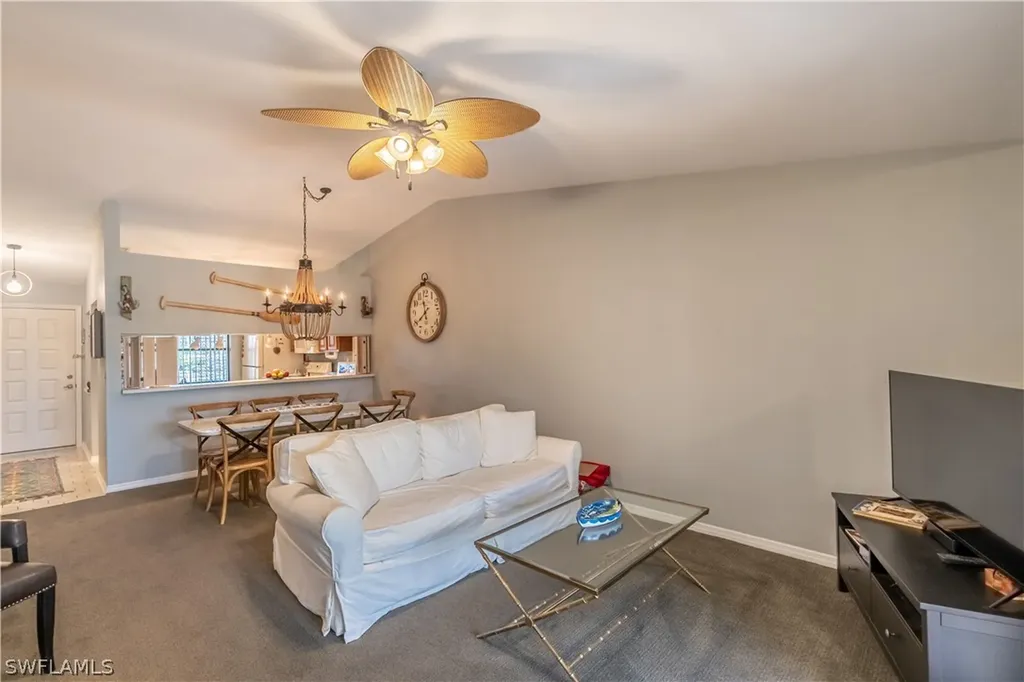 2048 Pine Isle Lane Naples FL 34112