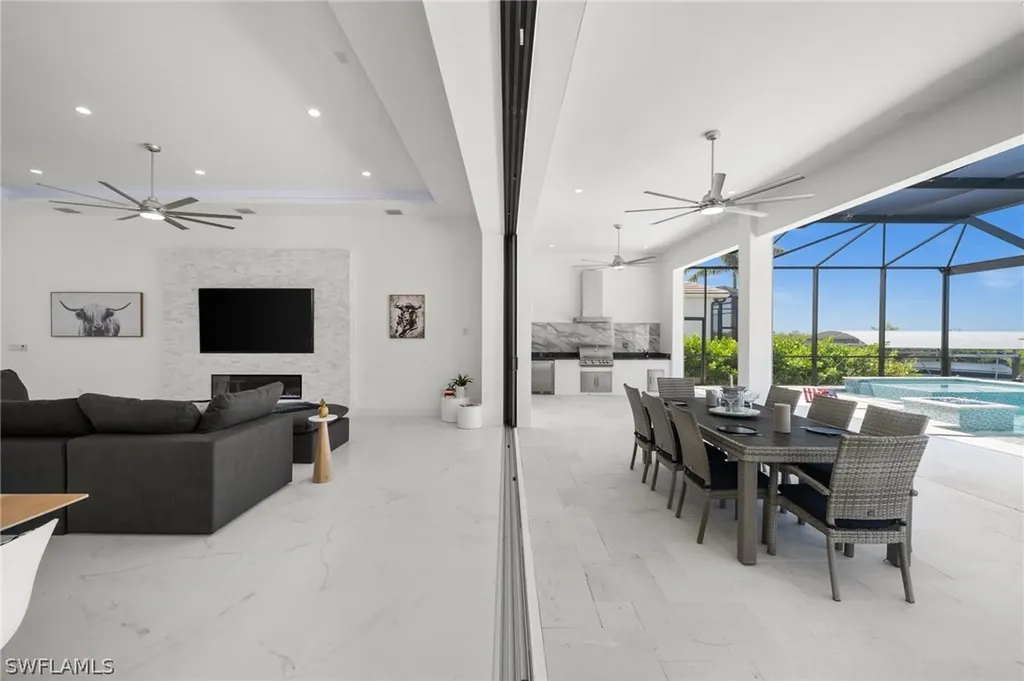 3512 Surfside Boulevard Cape Coral FL 33914