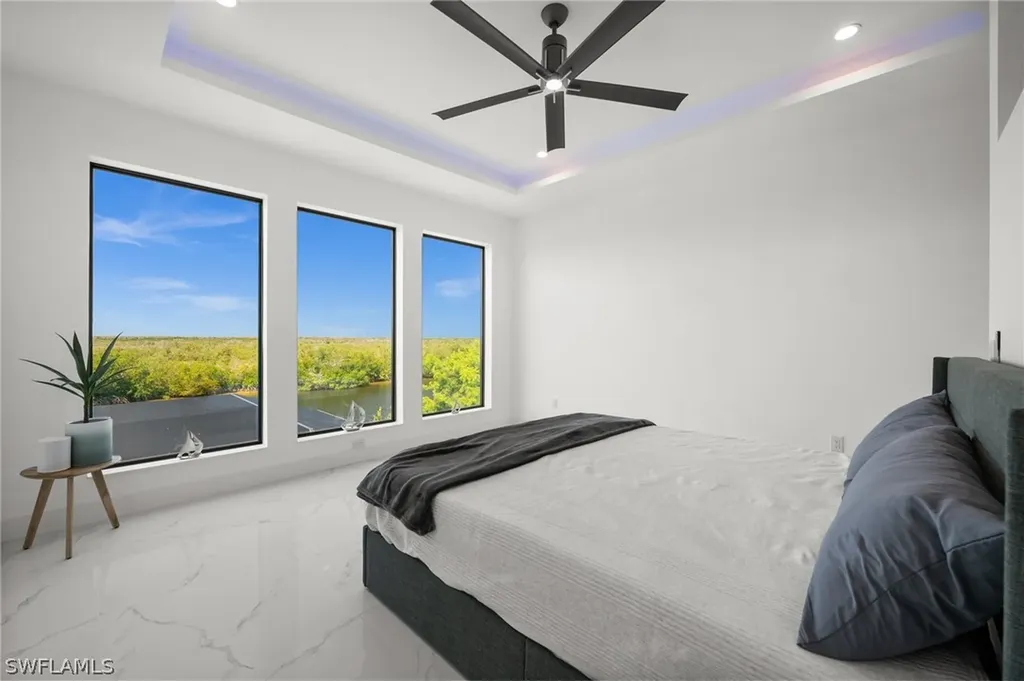 3512 Surfside Boulevard Cape Coral FL 33914
