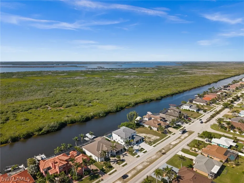 3512 Surfside Boulevard Cape Coral FL 33914