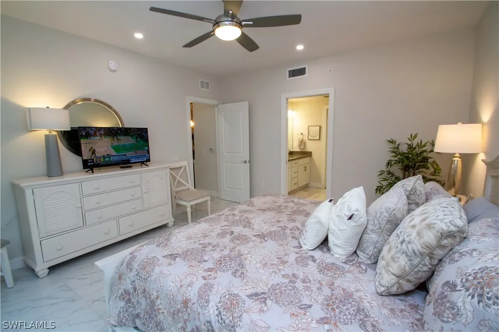 244 Indies Drive E Naples FL 34114