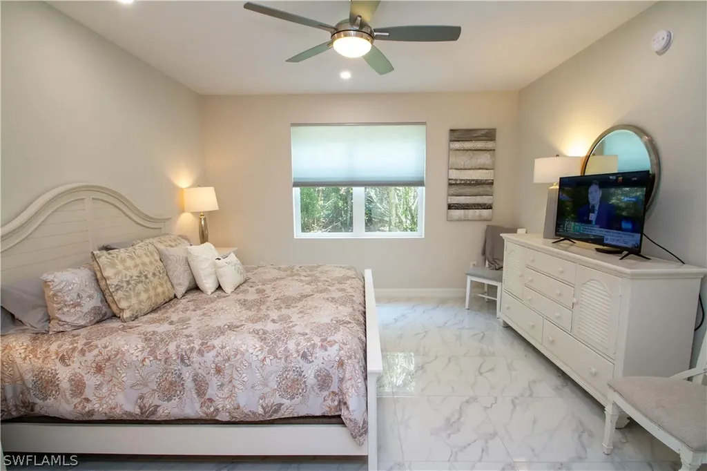 244 Indies Drive E Naples FL 34114