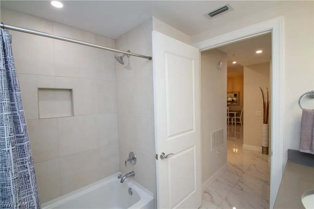 244 Indies Drive E Naples FL 34114