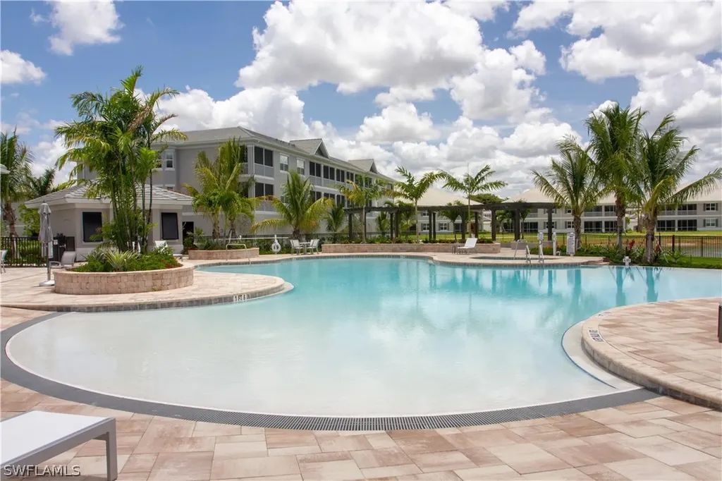 244 Indies Drive E Naples FL 34114