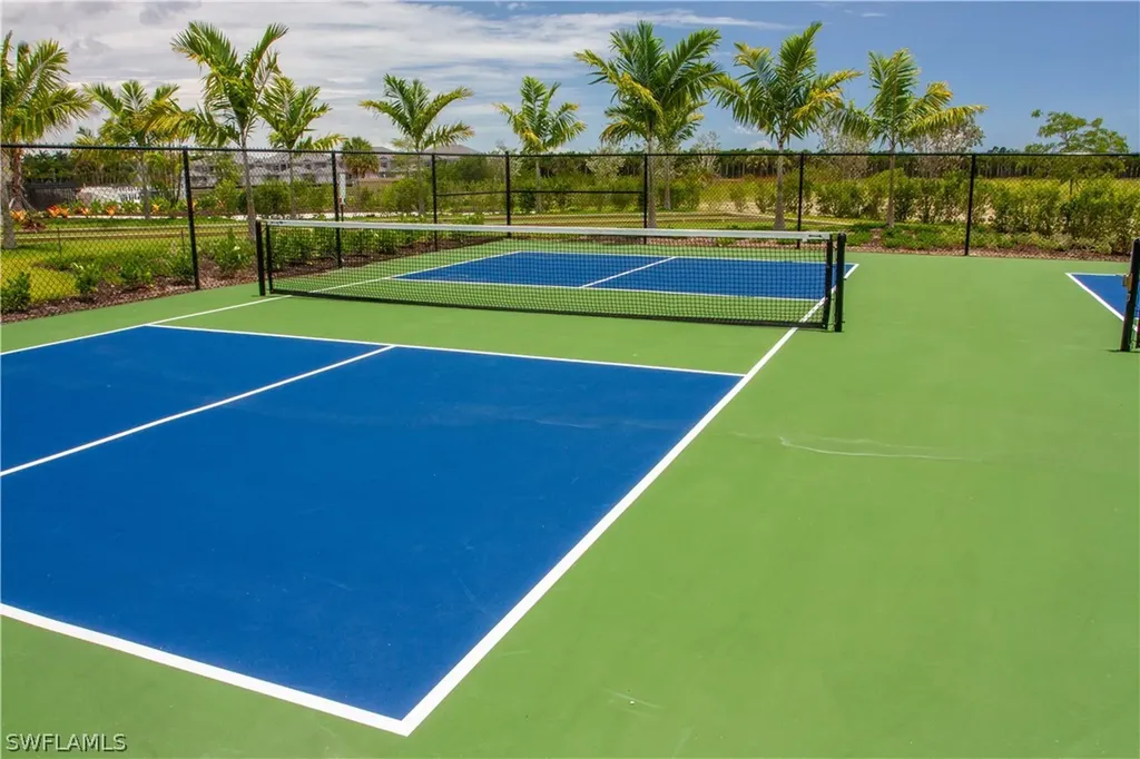 244 Indies Drive E Naples FL 34114