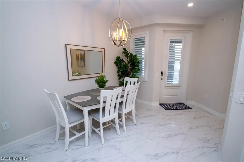244 Indies Drive E Naples FL 34114