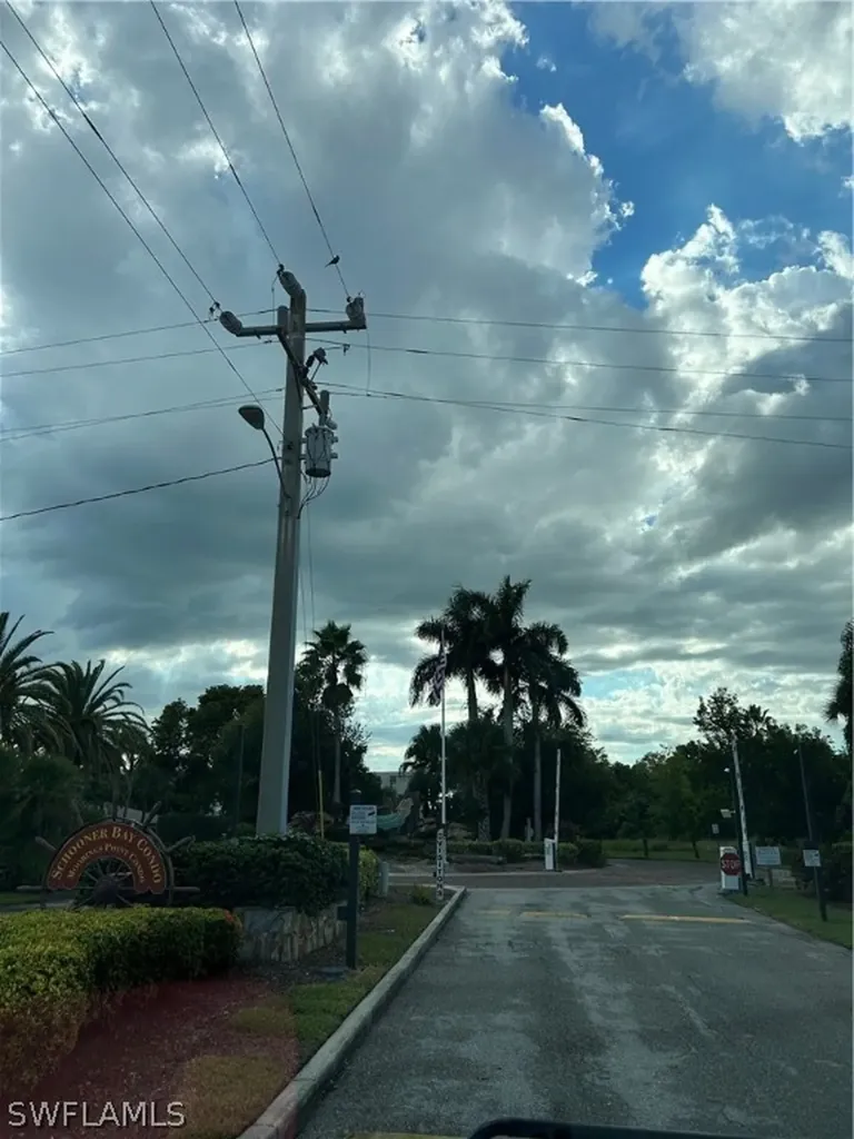 3460 N Key Drive North Fort Myers FL 33903