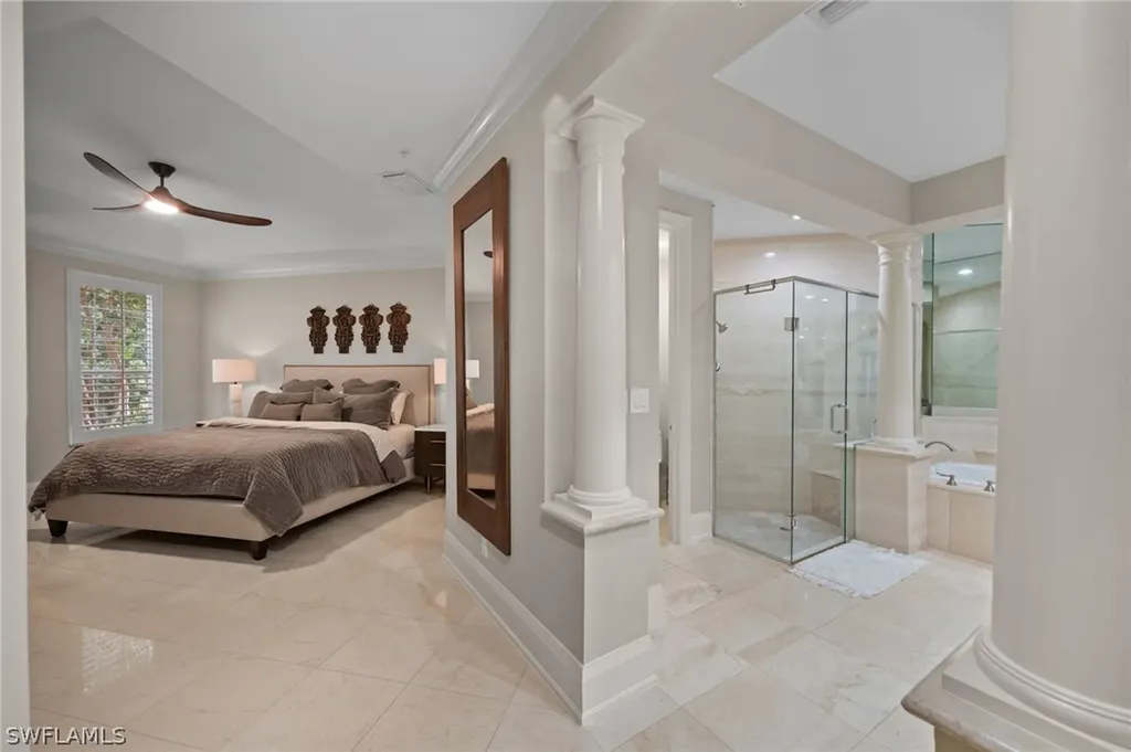 261 Colonade Circle Naples FL 34103