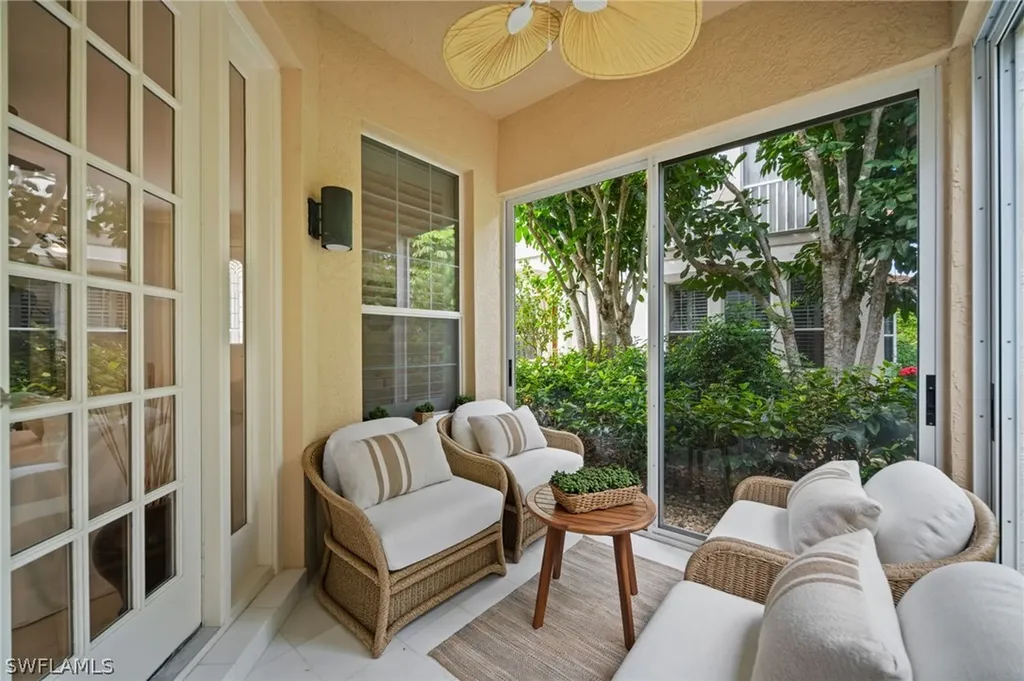 261 Colonade Circle Naples FL 34103