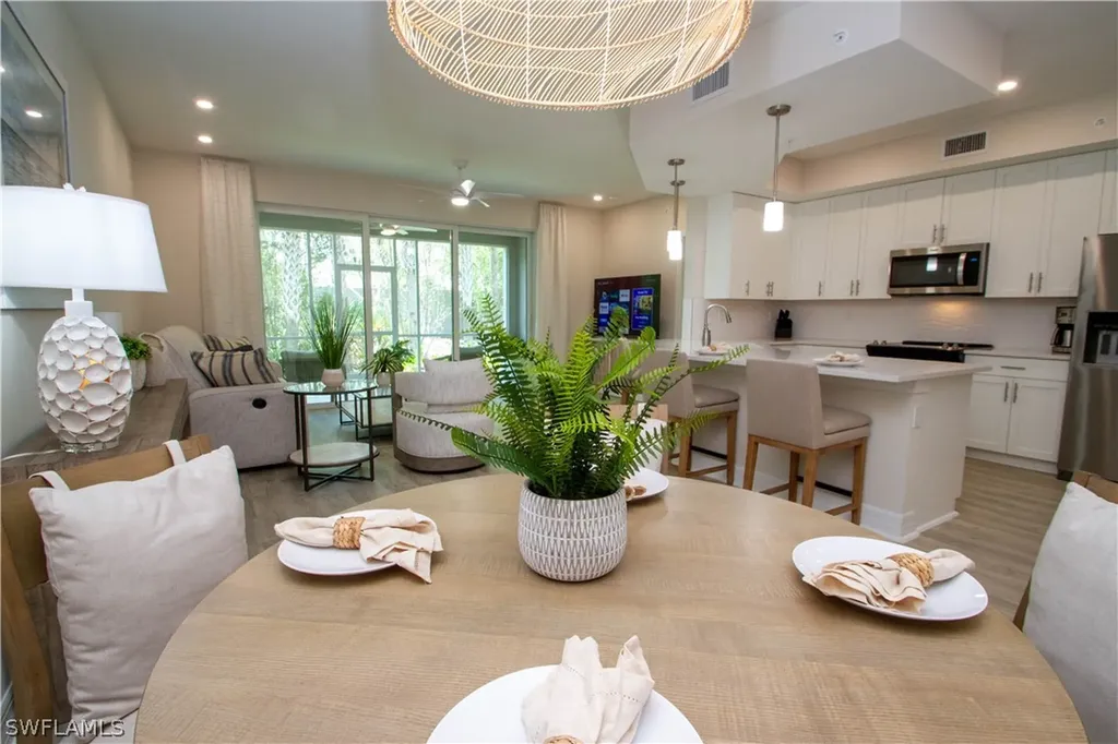 268 Indies Drive Naples FL 34114
