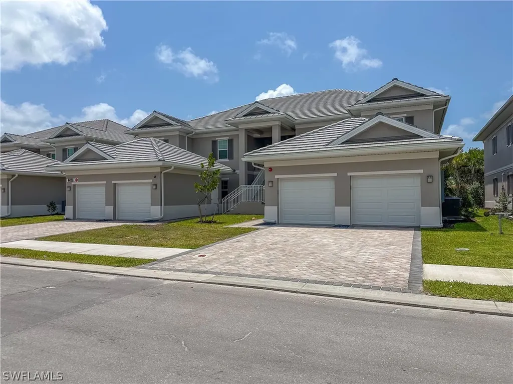 268 Indies Drive Naples FL 34114