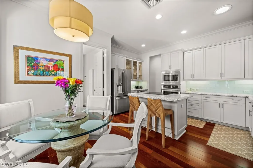 9170 Troon Lakes Drive Naples FL 34109