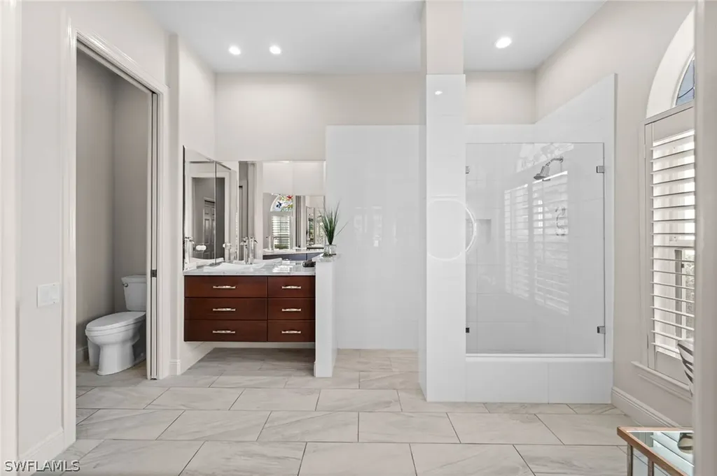9170 Troon Lakes Drive Naples FL 34109