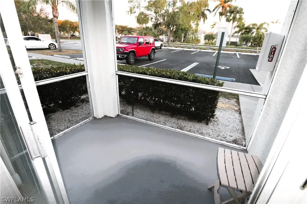 142 Santa Clara Drive Naples FL 34104