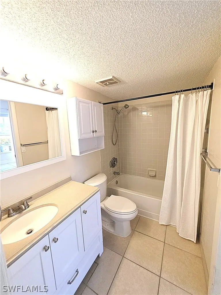 142 Santa Clara Drive Naples FL 34104