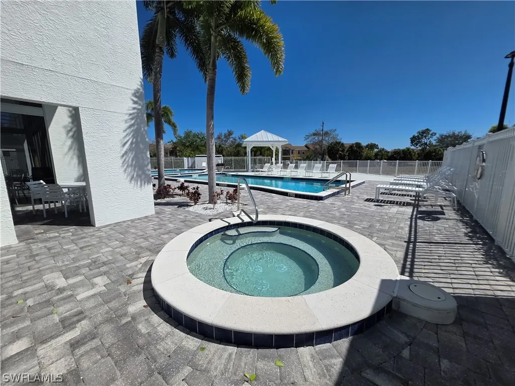 142 Santa Clara Drive Naples FL 34104