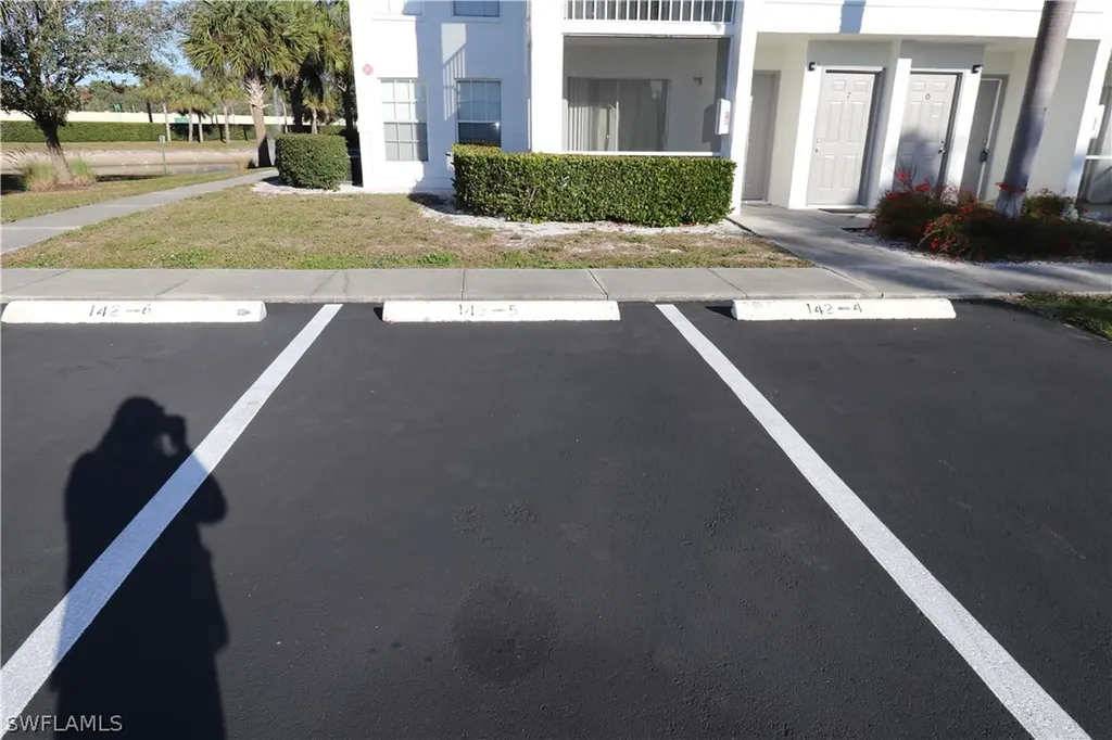 142 Santa Clara Drive Naples FL 34104