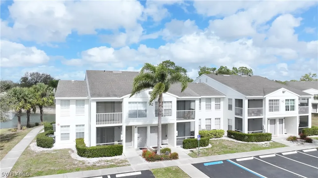 142 Santa Clara Drive Naples FL 34104