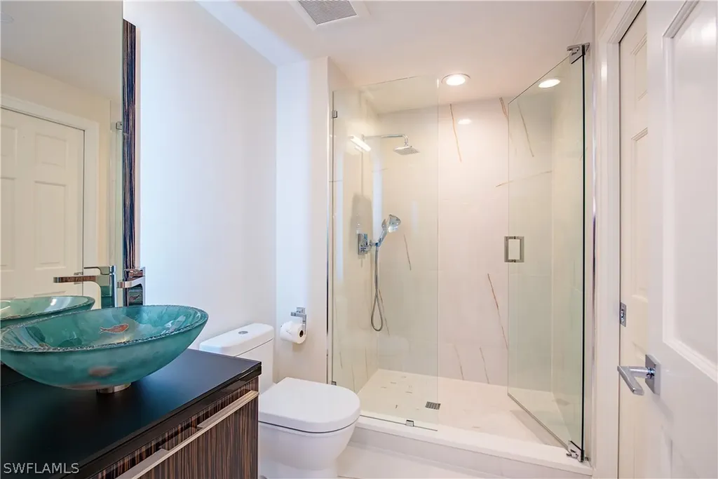 60 Seagate Drive Naples FL 34103
