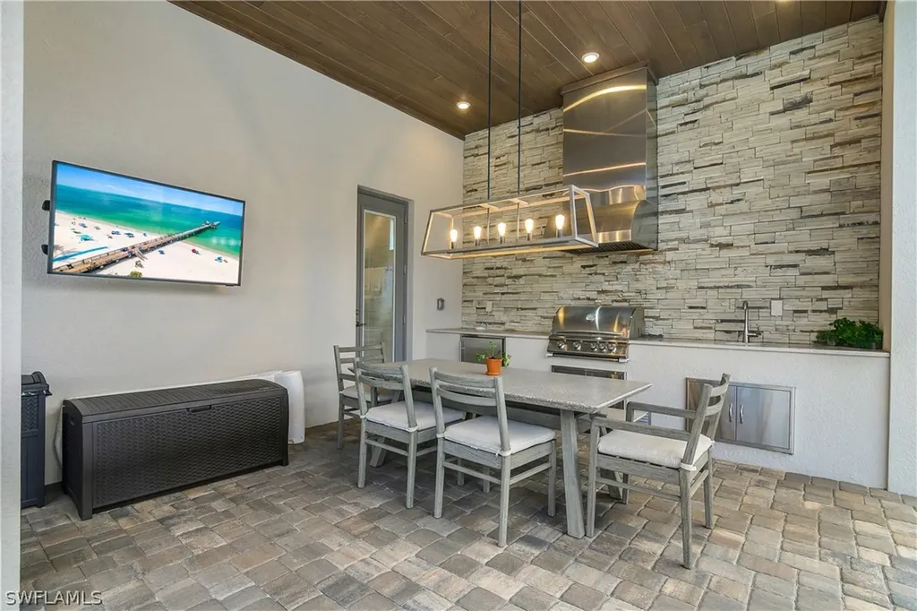 18500 Wildblue Boulevard Fort Myers FL 33928