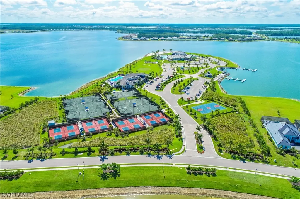 18500 Wildblue Boulevard Fort Myers FL 33928