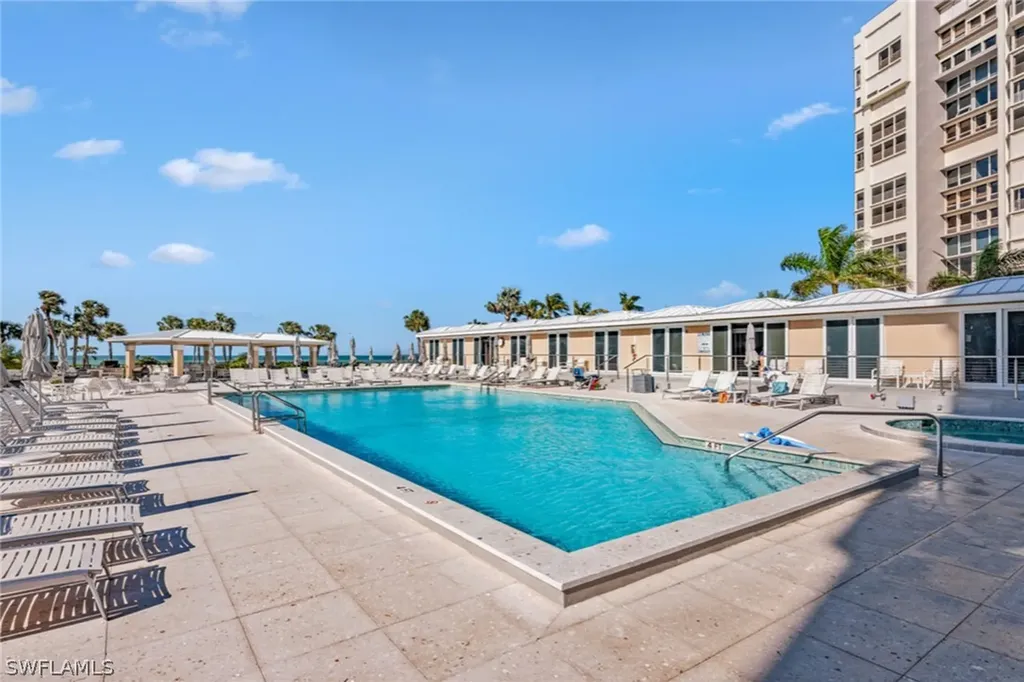 4041 Gulf Shore Boulevard N Naples FL 34103
