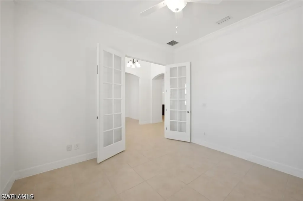 6853 Il Regalo Circle Naples FL 34109