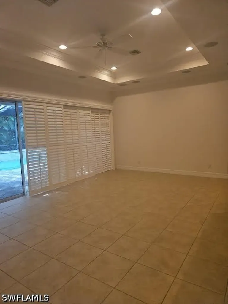 6853 Il Regalo Circle Naples FL 34109