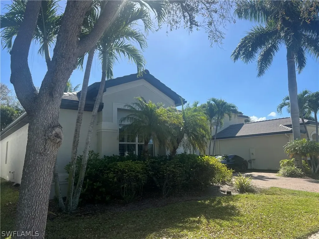6853 Il Regalo Circle Naples FL 34109
