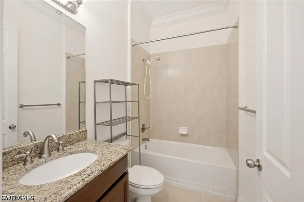 6853 Il Regalo Circle Naples FL 34109