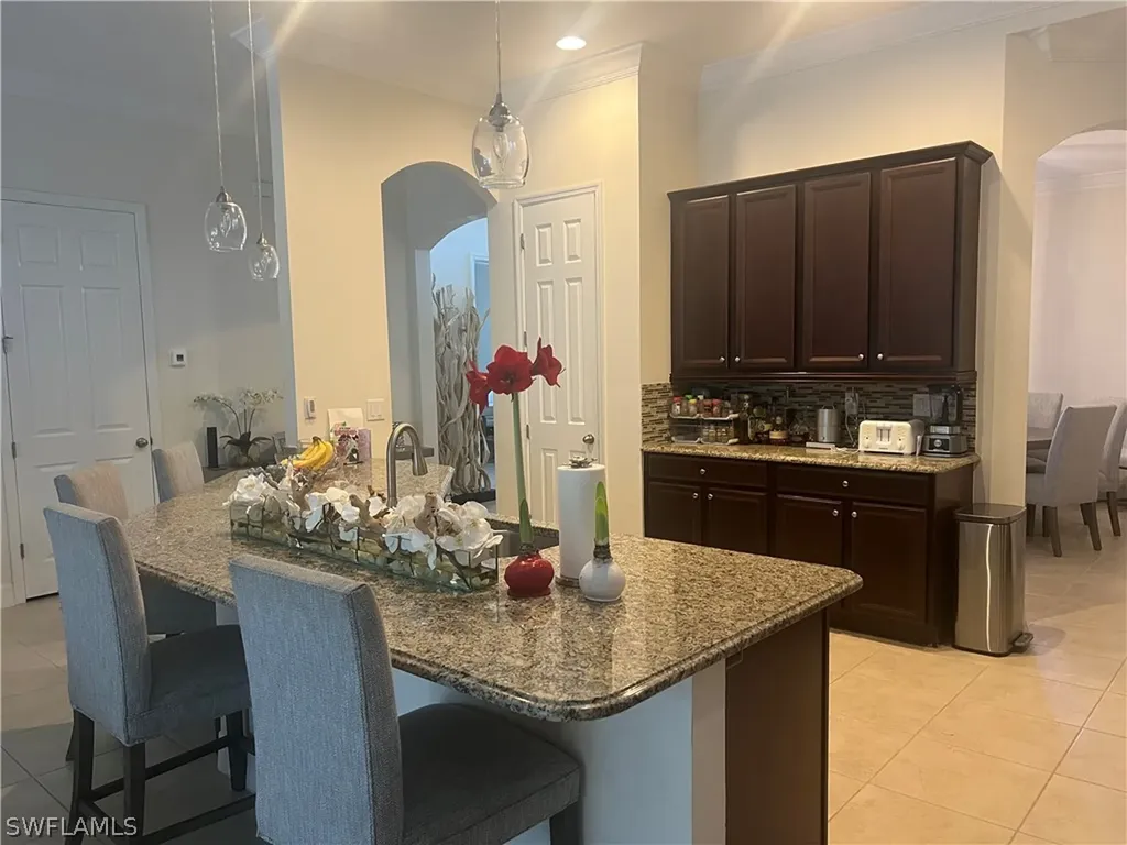 6853 Il Regalo Circle Naples FL 34109