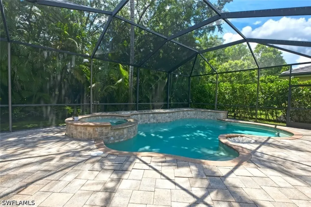 6853 Il Regalo Circle Naples FL 34109