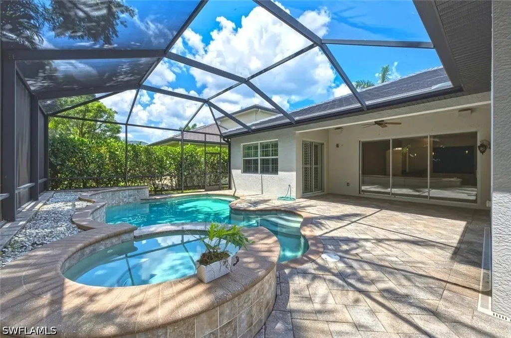 6853 Il Regalo Circle Naples FL 34109