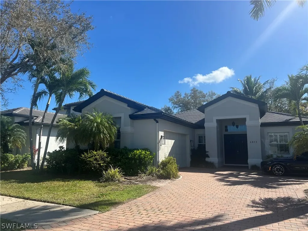6853 Il Regalo Circle Naples FL 34109