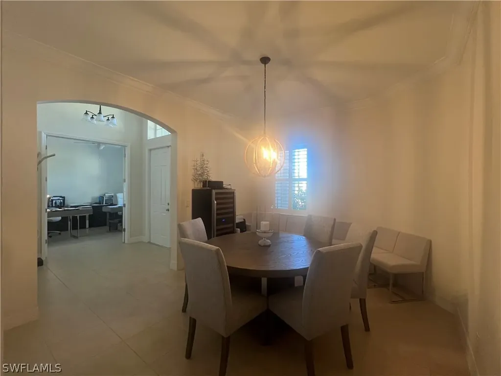 6853 Il Regalo Circle Naples FL 34109