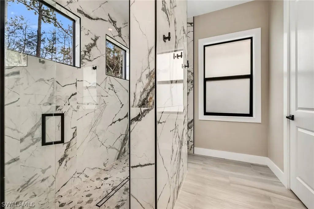 12 35th Avenue NW Naples FL 34120