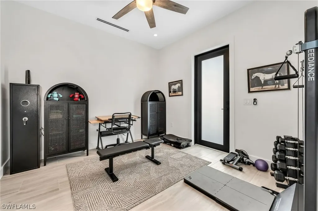 12 35th Avenue NW Naples FL 34120