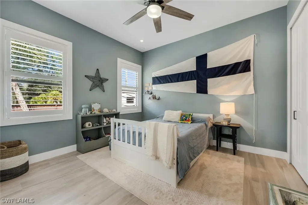 12 35th Avenue NW Naples FL 34120