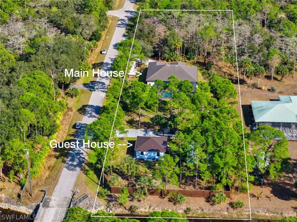 12 35th Avenue NW Naples FL 34120