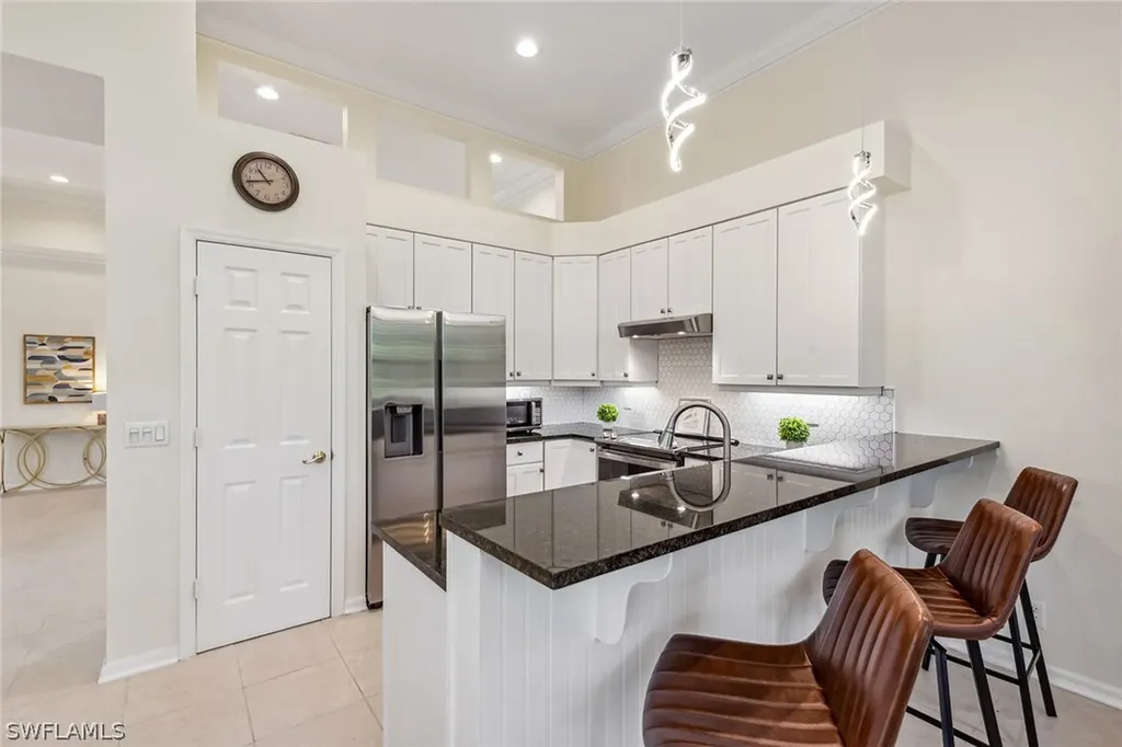 8599 Pepper Tree Way Naples FL 34114