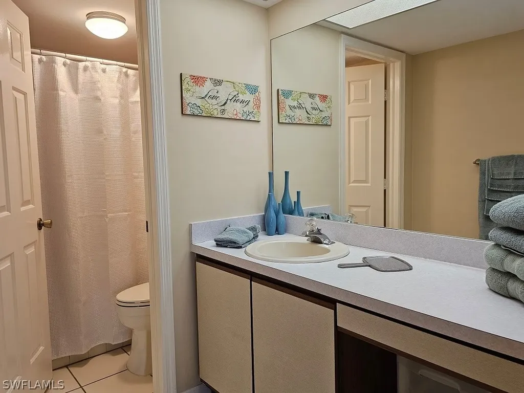 460 Fox Haven Drive Naples FL 34104
