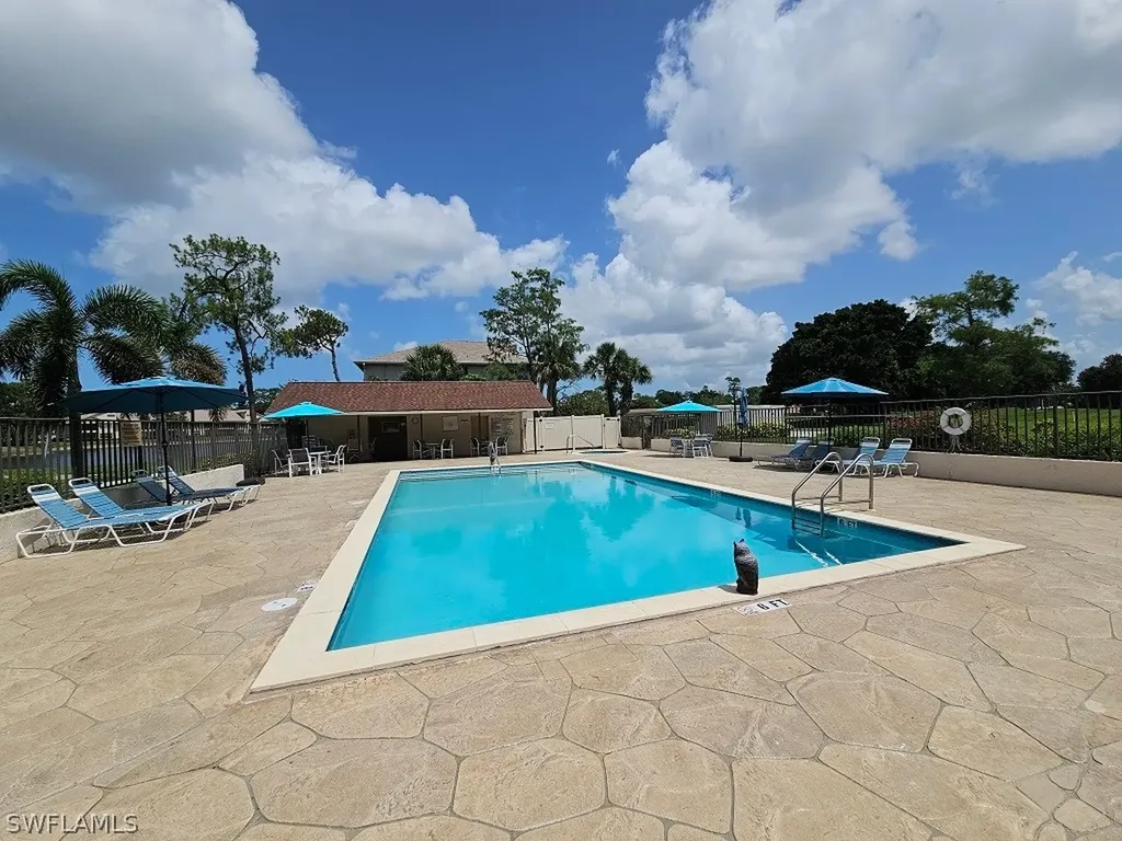 460 Fox Haven Drive Naples FL 34104