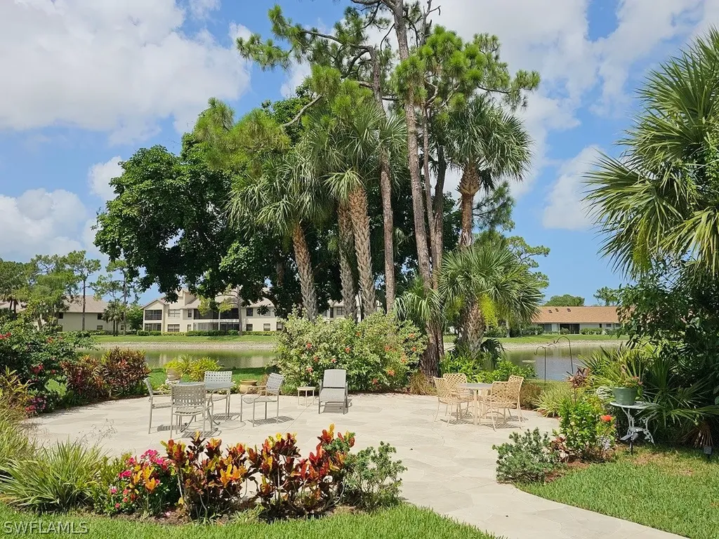 460 Fox Haven Drive Naples FL 34104