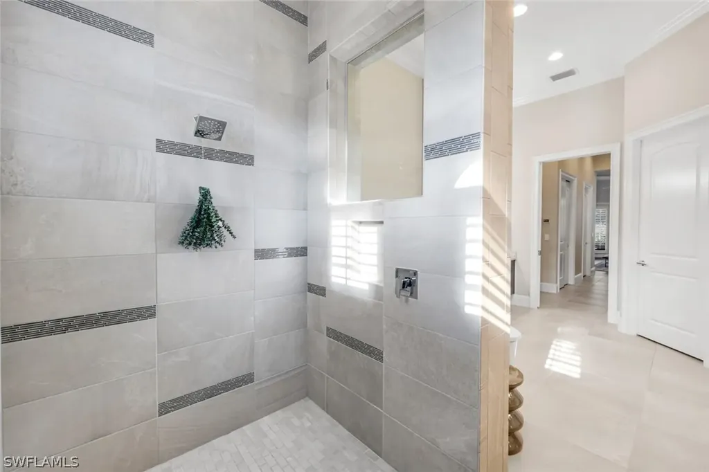 3828 Isla Del Sol Way Naples FL 34114