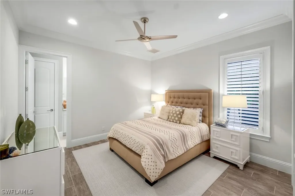 3828 Isla Del Sol Way Naples FL 34114