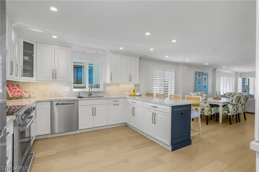 1717 Gulf Shore Boulevard N Naples FL 34102