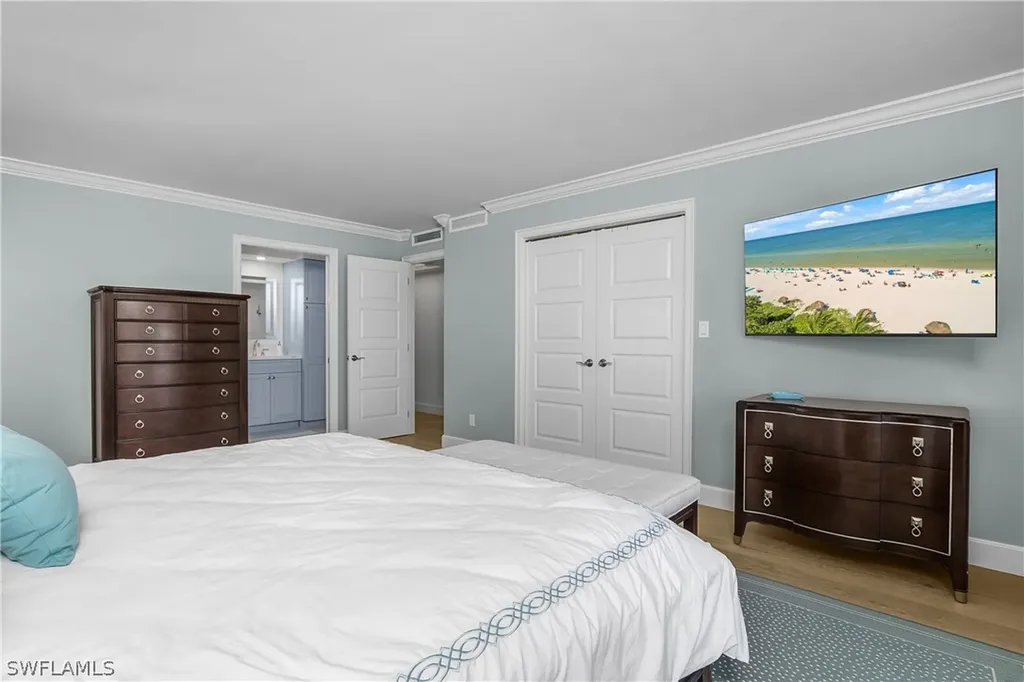 1717 Gulf Shore Boulevard N Naples FL 34102