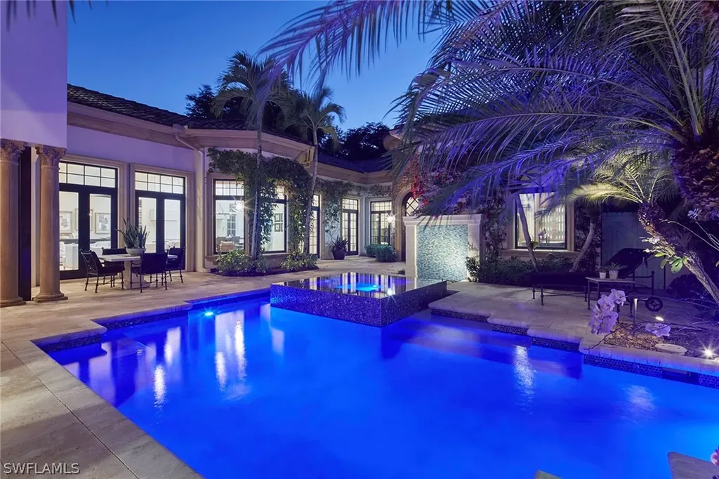 15251 Medici Way Naples FL 34110