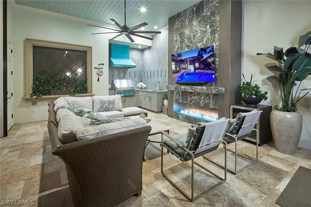 15251 Medici Way Naples FL 34110