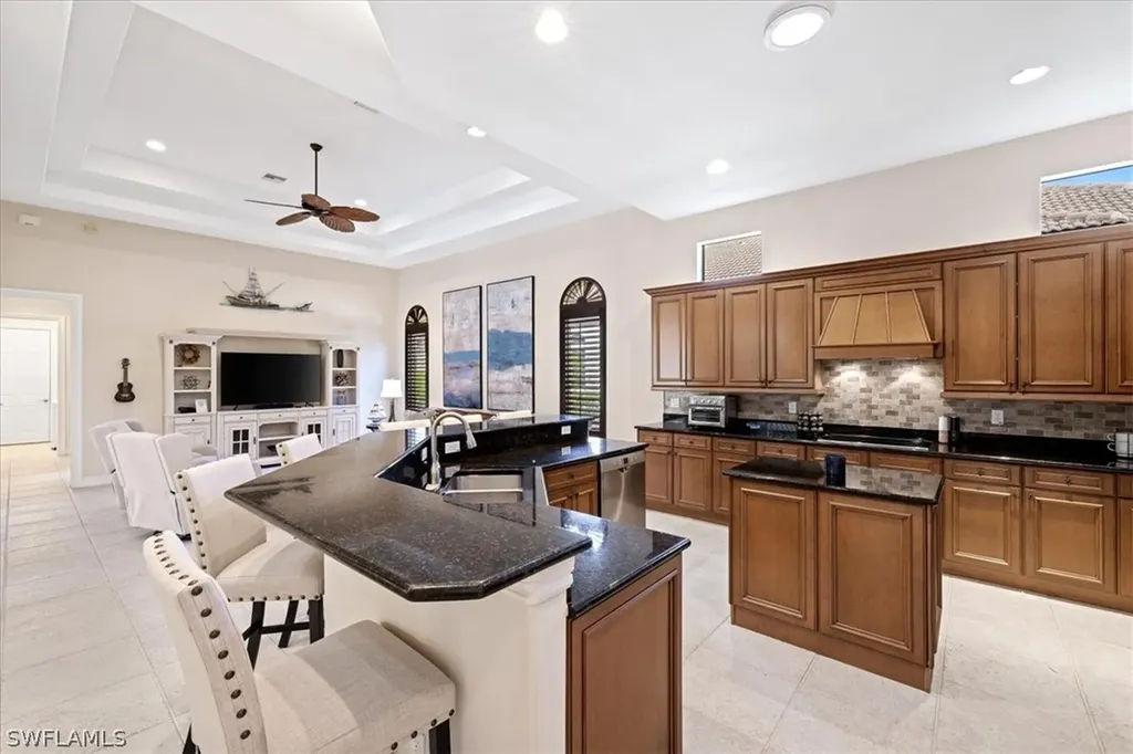 9094 Sahalee Court Naples FL 34113